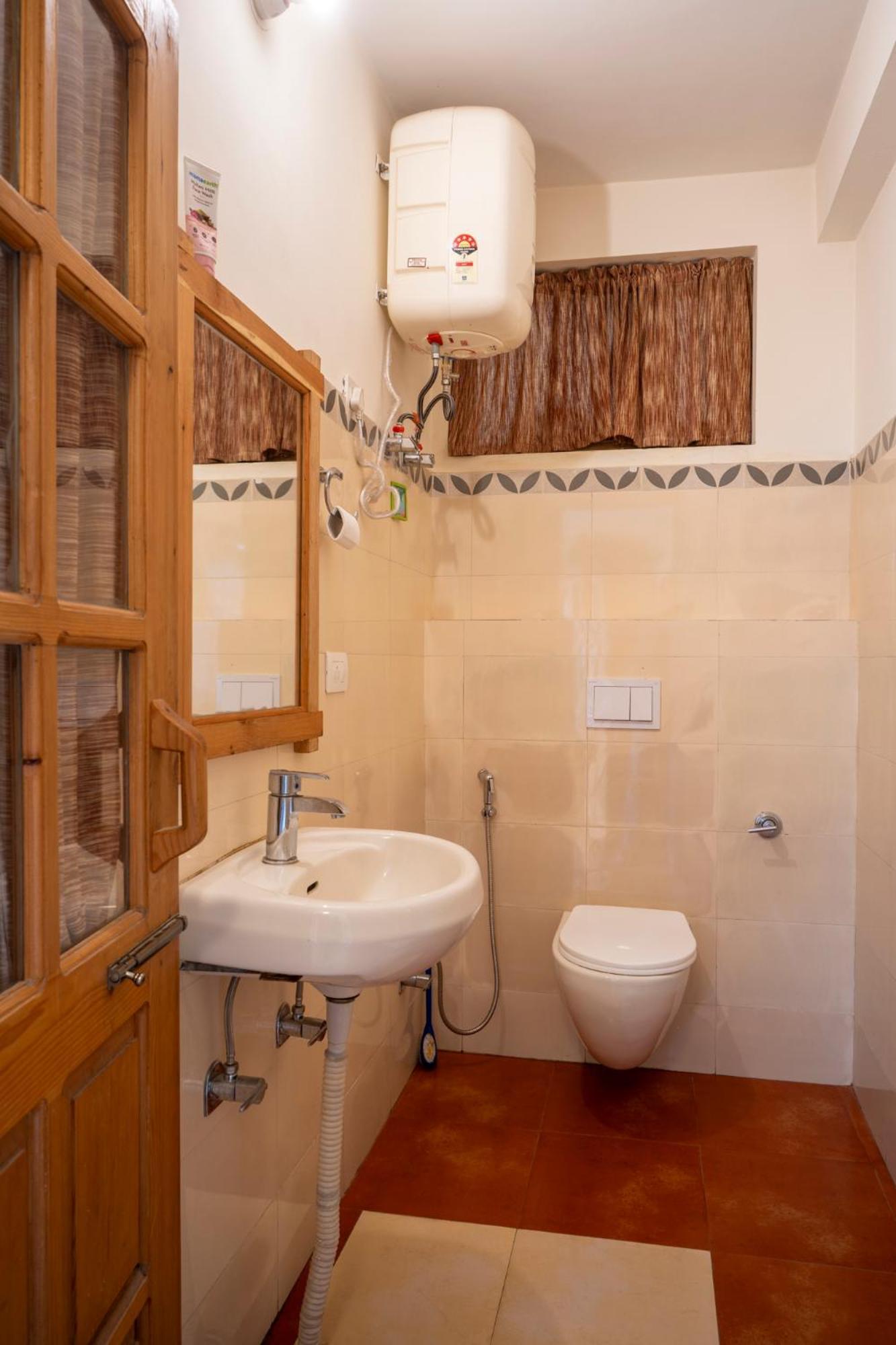 Apartamento Naddi Castle McLeod Ganj Exterior foto